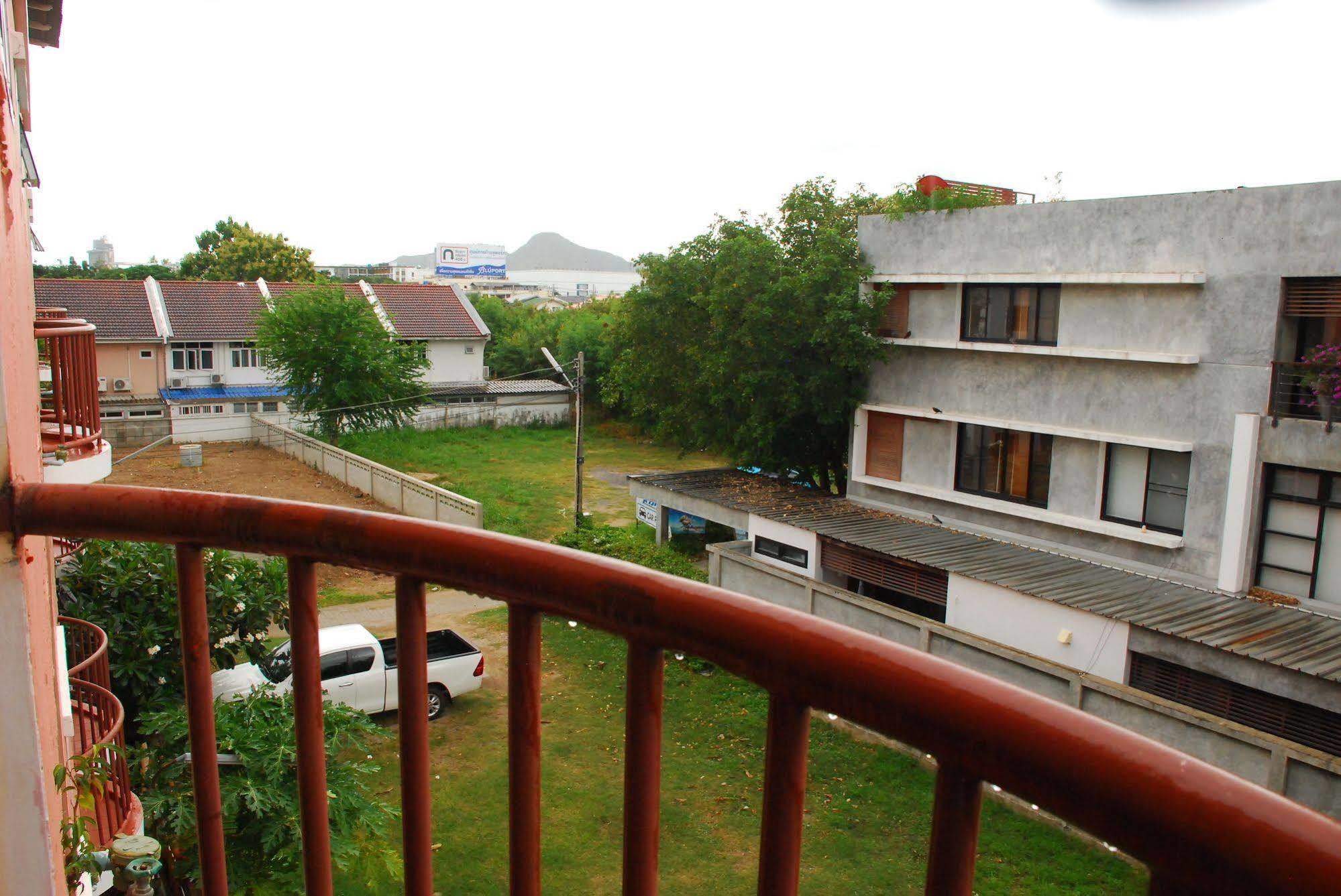 The Phen House Hotel HHQ Exterior foto